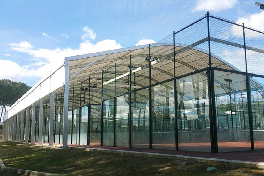 Padel court roof in Madrid