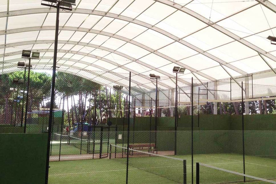 Padel court roof in Madrid