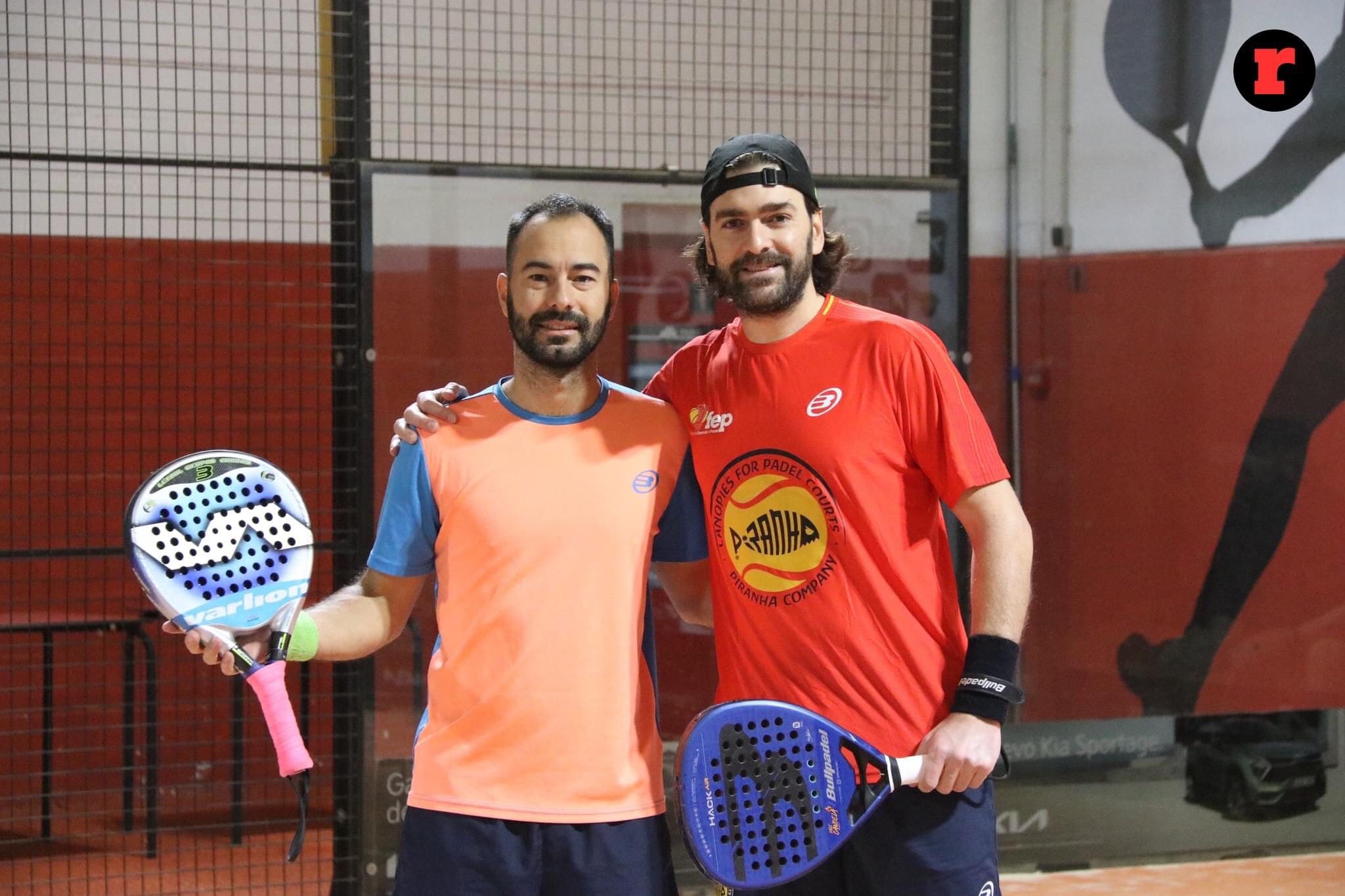 Patrocinio de un jugador profesional de pádel sordo